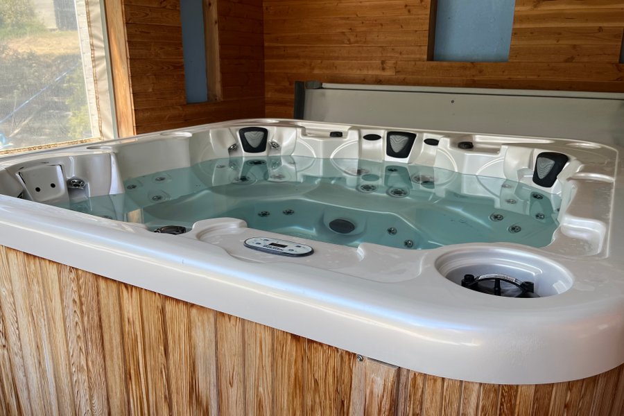 Hébergement AbracadaRoom : Tente l'Aven, spa & piscine - Image 2