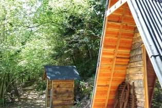 Construire une Cabane : Créer un Refuge Magique dans votre Jardin
