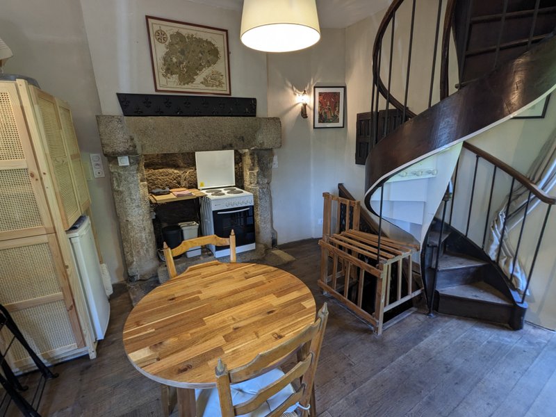 Hébergement AbracadaRoom : La tour médiévale du Château de la Carrée - Image 7