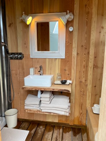 Hébergement AbracadaRoom : Lichen dôme géodésique & Spa - Image 12