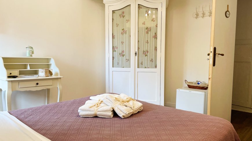 Hébergement AbracadaRoom : Chambre Lilas - Image 5