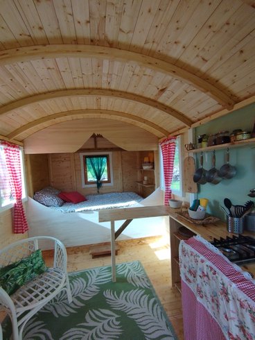 Hébergement AbracadaRoom : La Roulotte  Romantique du P'tit Buron - Image 2