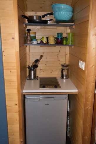 Hébergement AbracadaRoom : Roulotte "La Pinède" & Spa/Sauna privatisable - Image 6