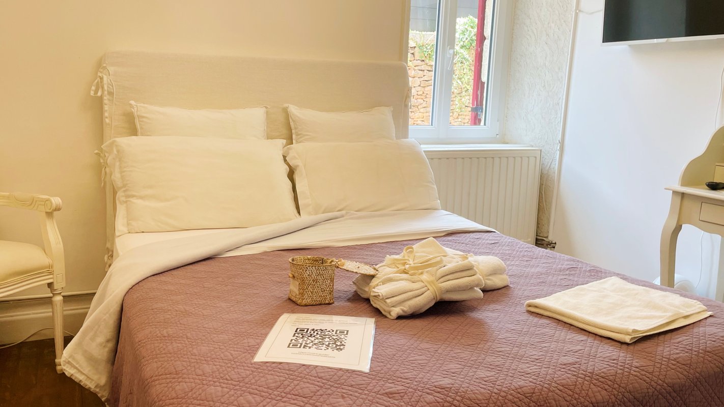 Chambre Lilas à Gabillou (6)