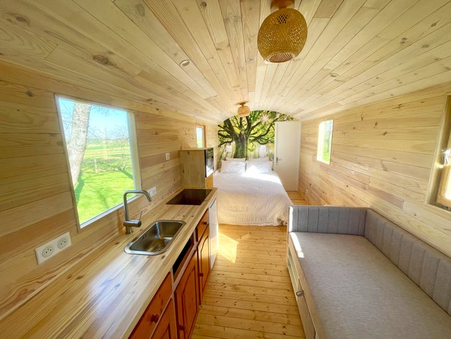 Hébergement AbracadaRoom : La Roulotte de la Clairière - Image 3