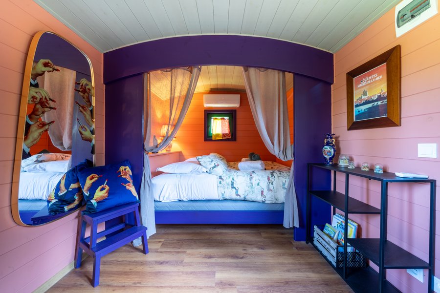 Hébergement AbracadaRoom : Roulotte Marius & Piscine en Provence - Image 9