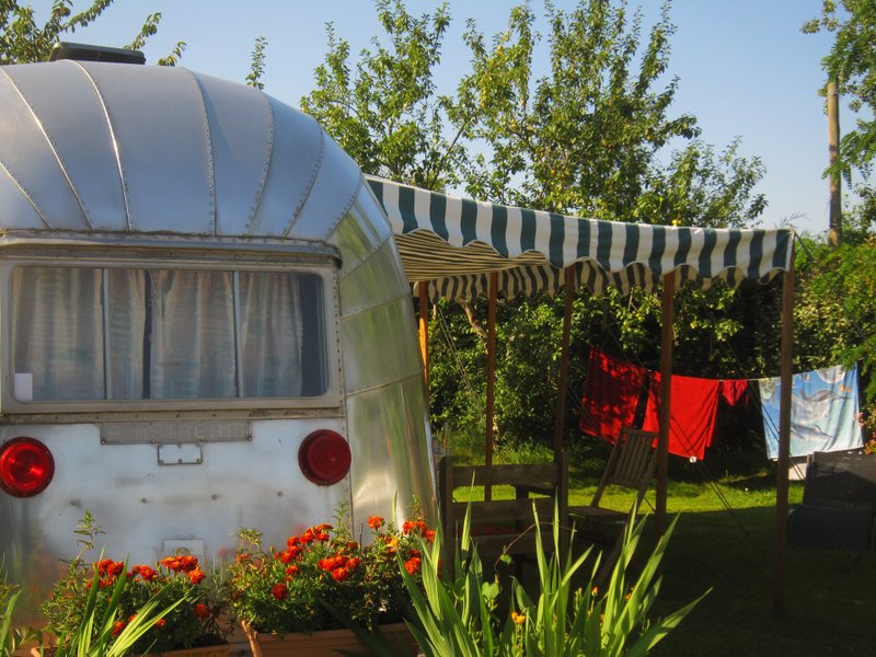 Domaine AbracadaRoom : BelRepayre Airstream Glamping - Image 5