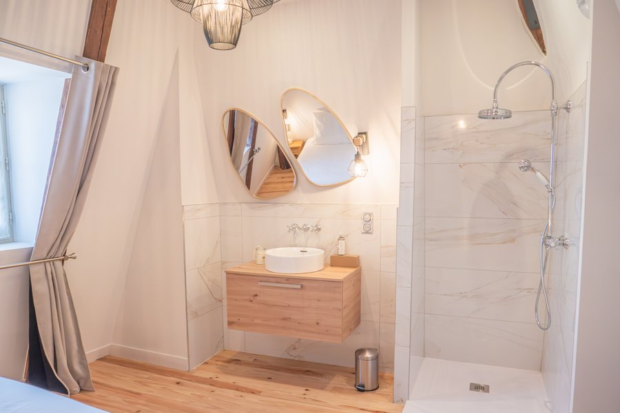 Hébergement AbracadaRoom : Le Pigeonnier du Château, Gîte 5* insolite - Image 3