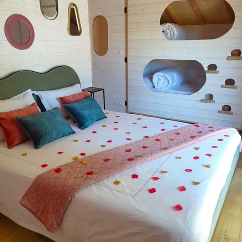 Hébergement AbracadaRoom : Le Château Des Fées & Spa - Image 13