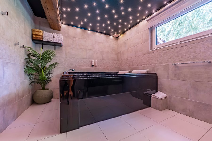 Gîte avec jacuzzi — photo 2