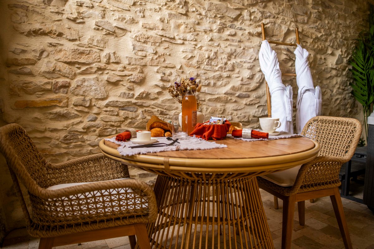 La Grange - Chambre intimiste & spa - Tavel à Tavel (24)