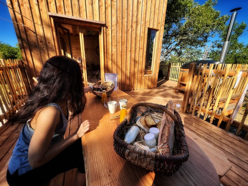 Hébergement AbracadaRoom : Ma cabane des rails & SPA - Image 5