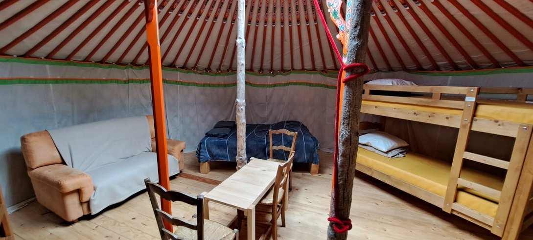 Hébergement AbracadaRoom : Yourte Mont d'Or - Image 5