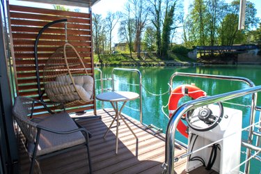 Suite flottante Supérieure Lit king-size Balnéo à La Ferté-Sous-Jouarre (4)