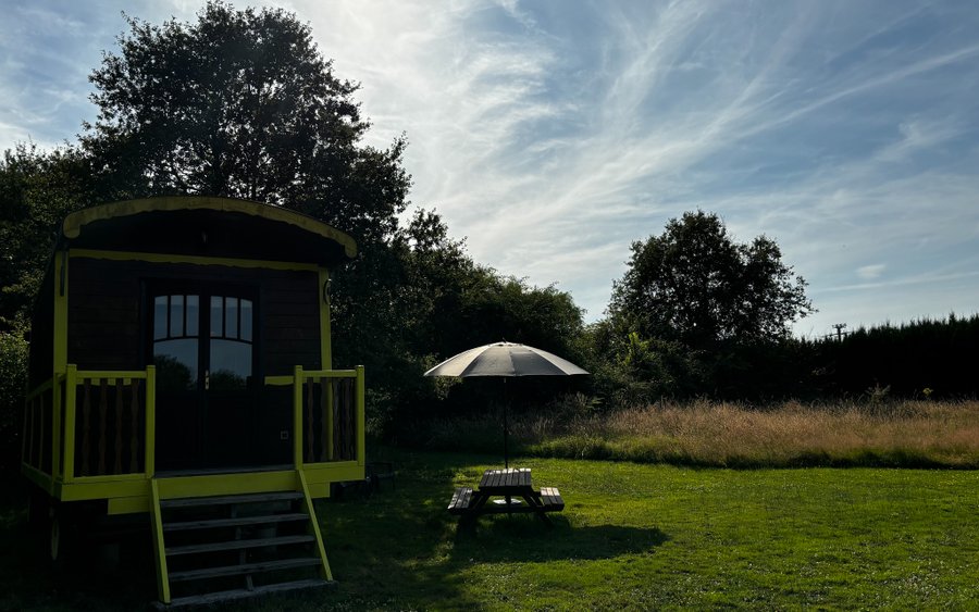 Hébergement AbracadaRoom : Roulotte Bohème - Image 12