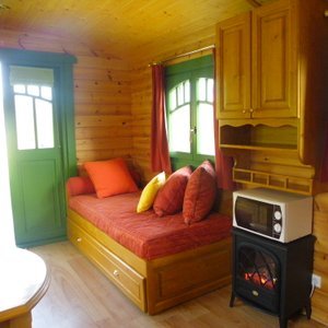 Hébergement AbracadaRoom : Roulotte-Gîte 1 nuit - Image 4