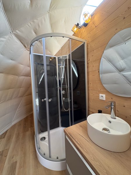 Hébergement AbracadaRoom : Le Dôme de Clem & Spa - Image 13