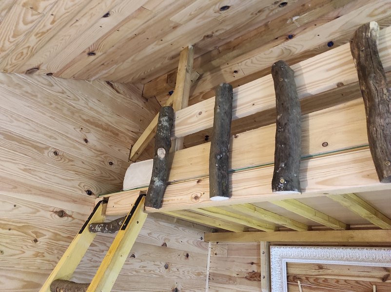 Hébergement AbracadaRoom : Maisonnette perchée dans les arbres tout équipée - Image 12