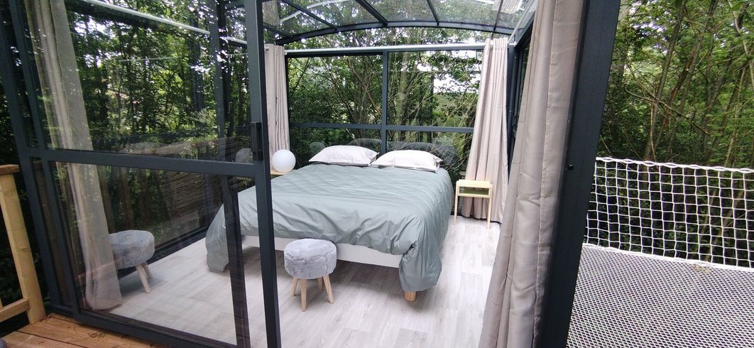 Hébergement AbracadaRoom : La Bulle au bois dormant & spa privatisable - Image 3