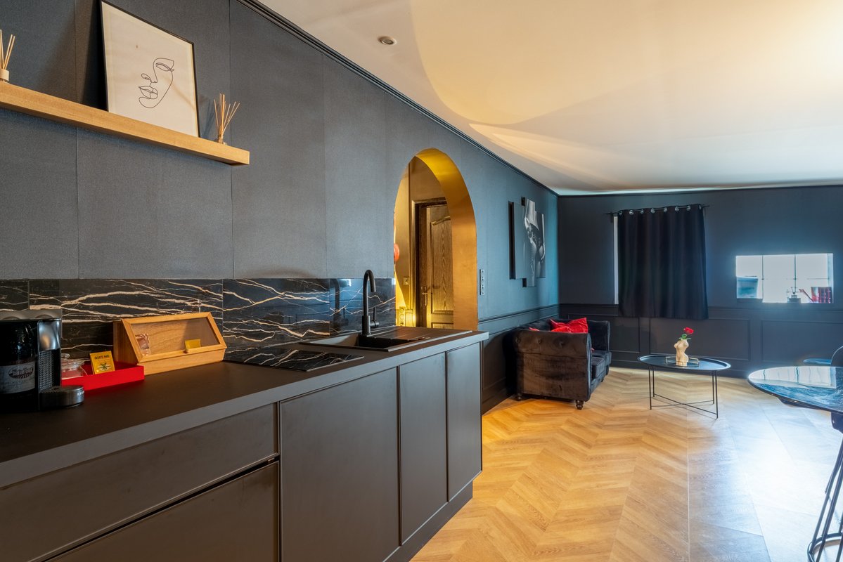 Suites Tentation, Balnéo & Sauna à Sorgues (9)