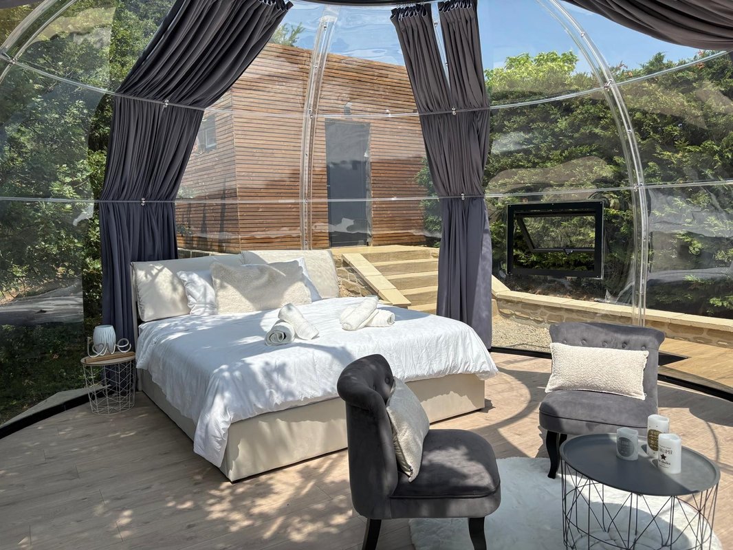 La Bulle StélléA SPA Privatif, Domaine CollinéA en Drôme Des Collines à Bathernay (3)