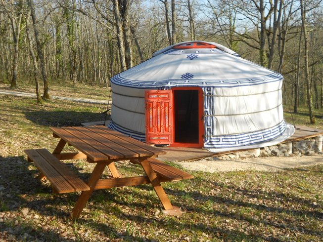 Hébergement AbracadaRoom : Yourte Gengis-Khan - Image 1