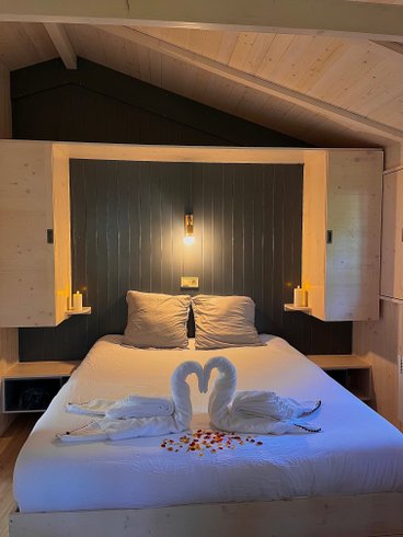 Hébergement AbracadaRoom : Cabane Romantique avec Jacuzzi - Image 7