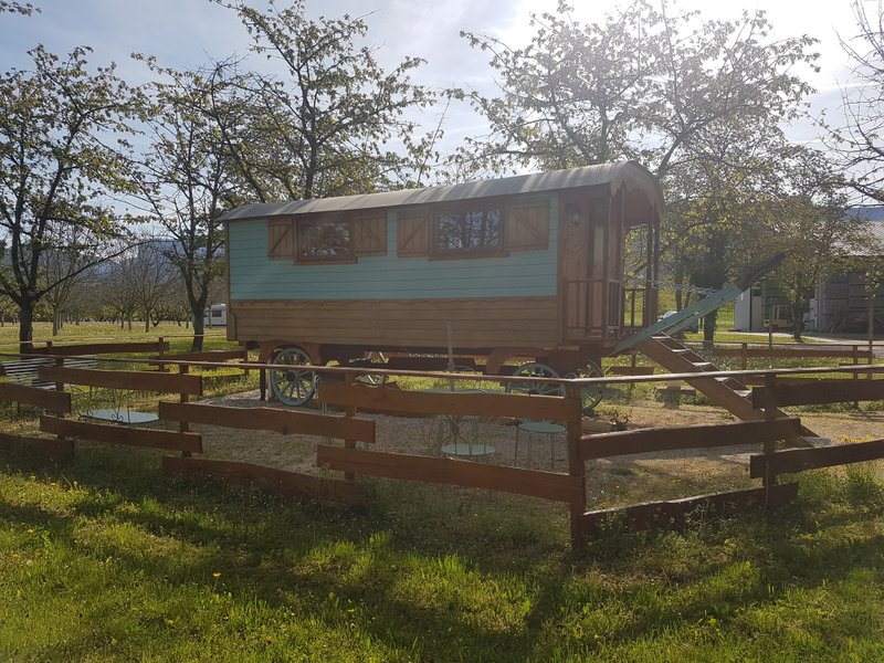 Hébergement AbracadaRoom : Roulotte Vercors - Image 10