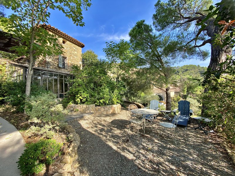 Hébergement AbracadaRoom : Troglodyte room in Provence - Image 11