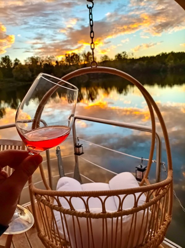 Stockholm & Spa à Saint-Martin-La-Garenne (5)