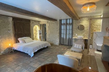La Chambre de Caractère à Le Bu Sur Rouvres (2)