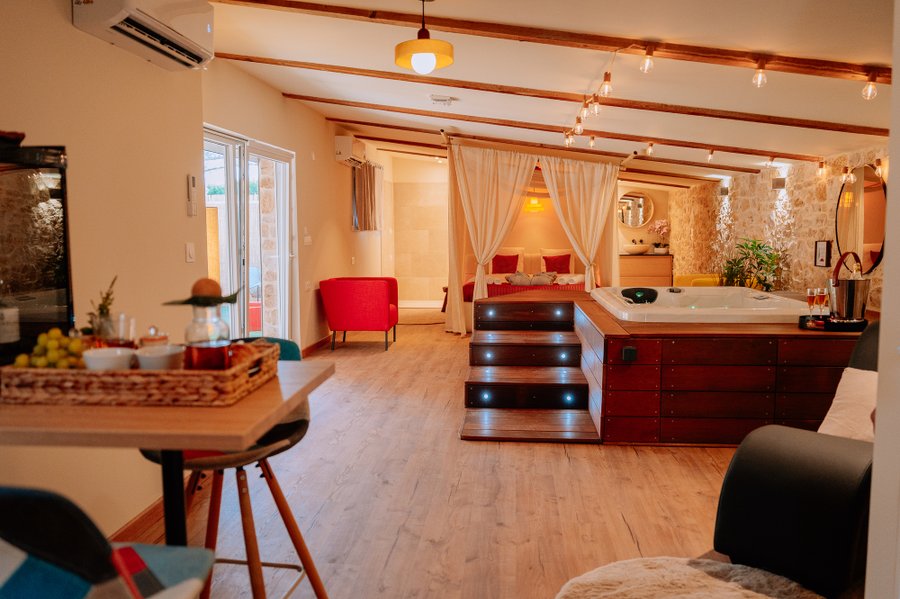 Hébergement AbracadaRoom : Le Baldaquin § SPA § Sauna - Image 10