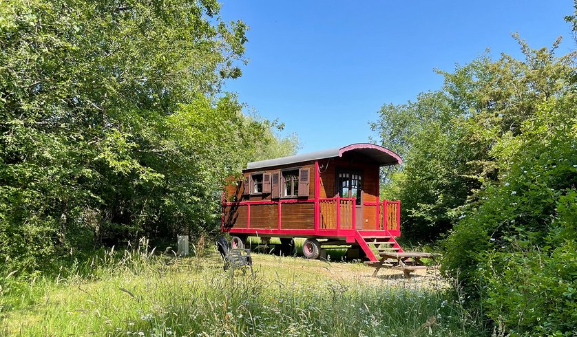 Hébergement AbracadaRoom : Roulotte Coquelicot - Image 1