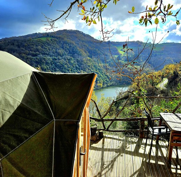 Hébergement AbracadaRoom : Sweet Dream & spa avec vue rivière - Image 3