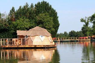 Cabane sur l'eau Vienne
