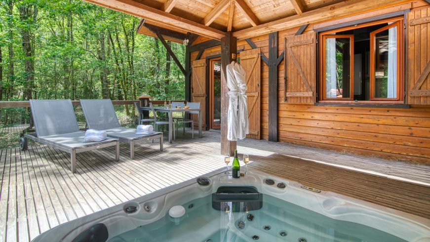 Hébergement AbracadaRoom : Chalet sur pilotis & spa - Image 13