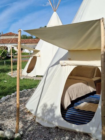 Hébergement AbracadaRoom : TIPIS nature, coucher de soleil et petit-déjeuner - Image 9