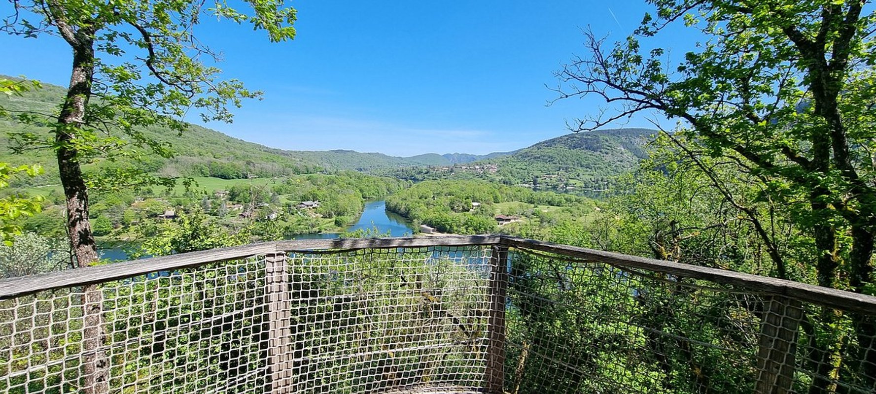 La Pinède à Serrières-Sur-Ain (1)