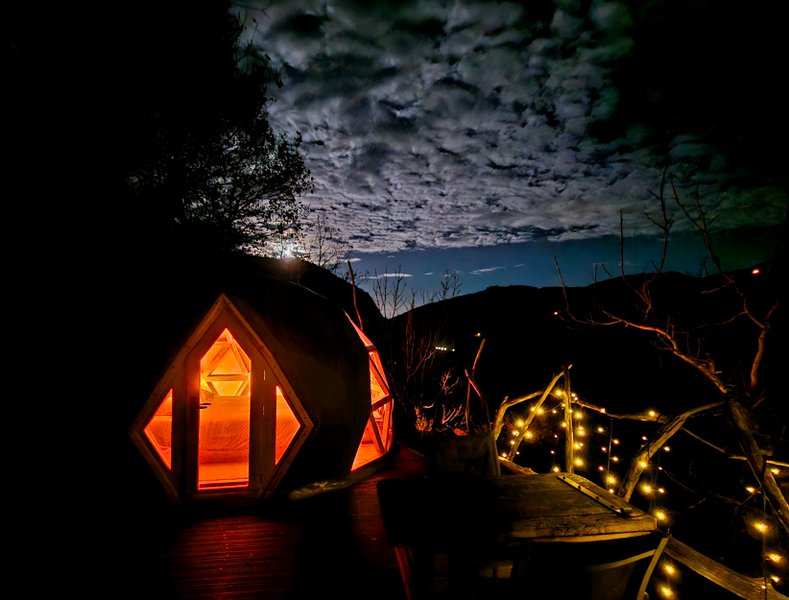 Hébergement AbracadaRoom : Dôme Sweet Dream & spa avec vue rivière - Image 1