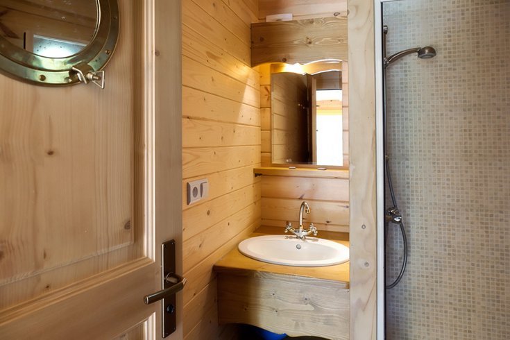 Hébergement AbracadaRoom : Roulotte n°1- 5 personnes [copie] [copie] - Image 6