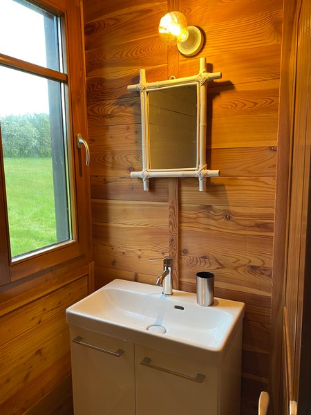 Hébergement AbracadaRoom : La roulotte du verger - Image 14