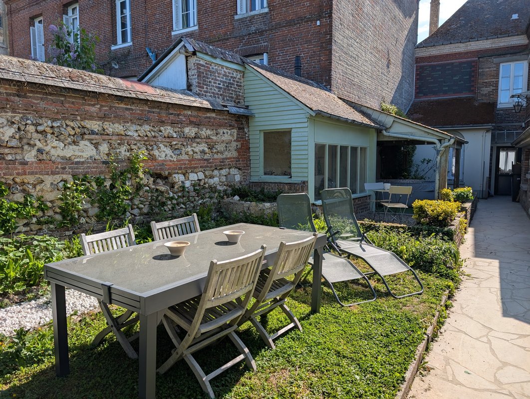 " Papa POULE " - Maison de maître et spa à Envermeu (1)