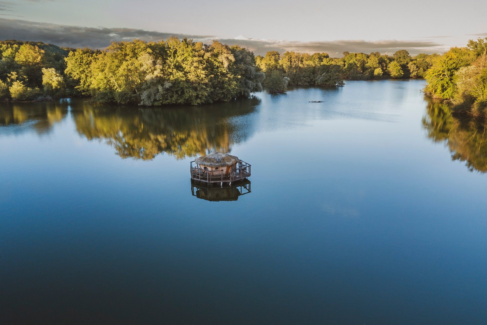 Hébergement UnicStay : Cabane Spa Corail à Chassey-Lès-Montbozon