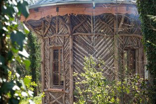 Magnifique Kiosque Verdoyant