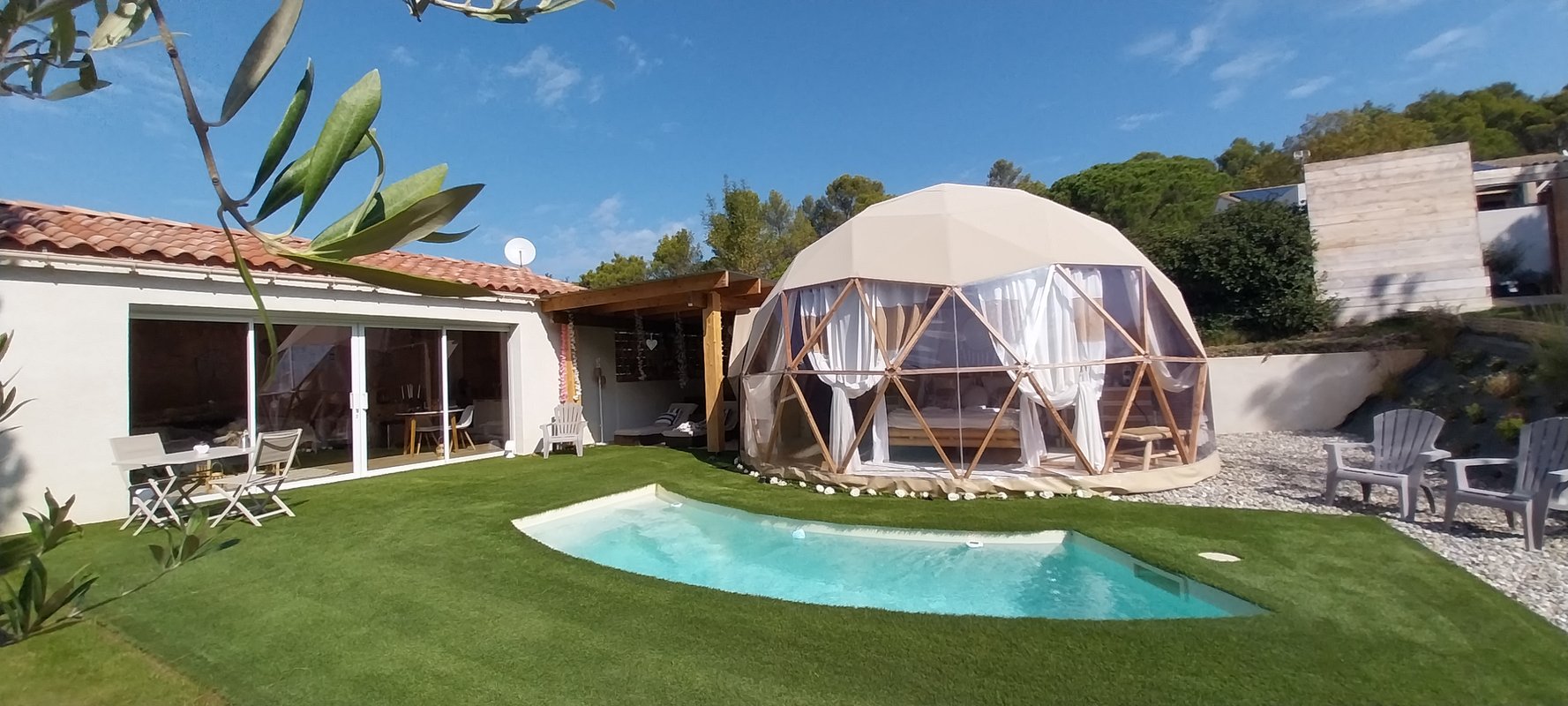 "M"ANON-Dôme Géodésique, piscine, spa et sauna. à Malves En Minervois (39)