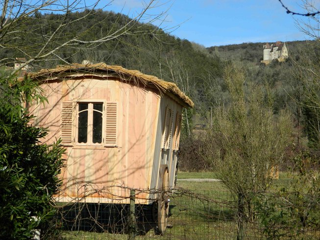 Hébergement AbracadaRoom : Roulotte tzigane - Image 4