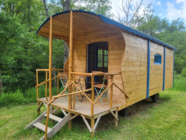 Hébergement AbracadaRoom : La roulotte - Image 4