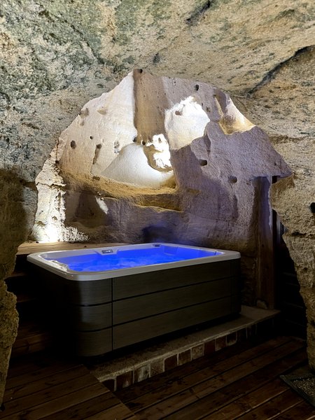 Hébergement AbracadaRoom : Entre Nous - Au Troglo & Spa - Image 9