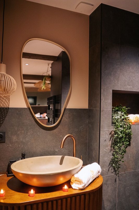 Mana Suite & Spa à Tarare (24)