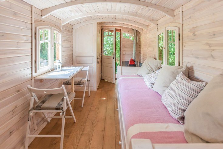 Hébergement AbracadaRoom : Roulotte Romanée - Image 2